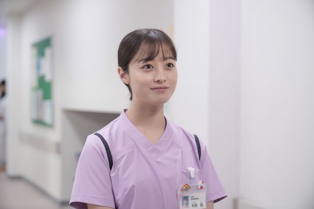 「おむすび」娘・花（宮崎莉里沙）が大きくなった！結（橋本環奈）は管理栄養士に！（4枚目）