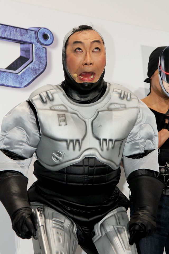 コロッケ、ロボコップとダンス対決！フォトギャラリー：フォトギャラリー