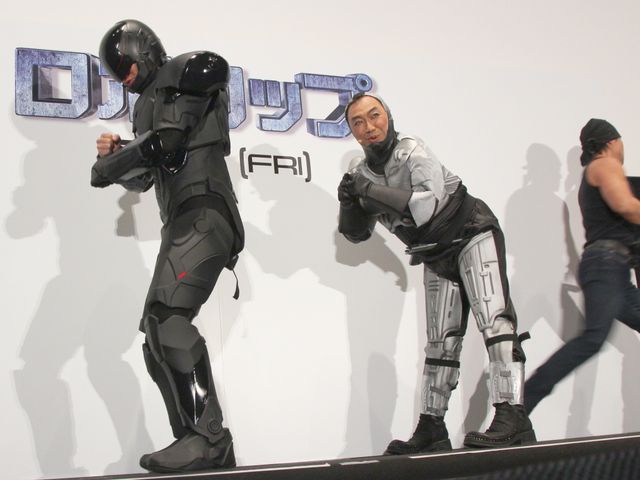 コロッケ、ロボコップとダンス対決！フォトギャラリー（7枚目）