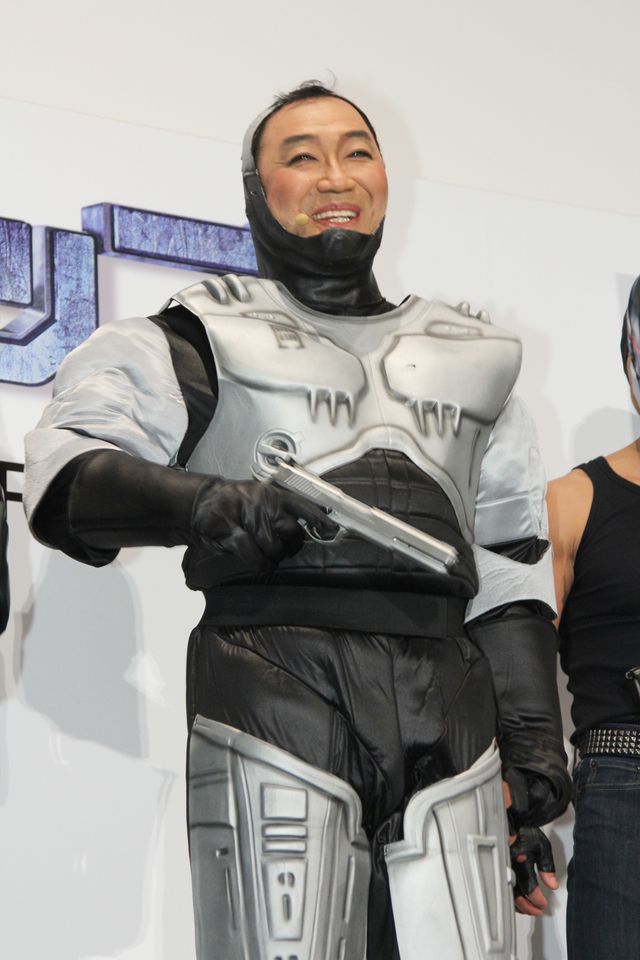 コロッケ、ロボコップとダンス対決！フォトギャラリー（8枚目）