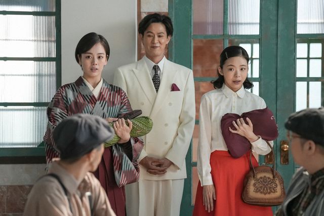 何か歌って…「ブギウギ」第27回の場面写真（4枚目）