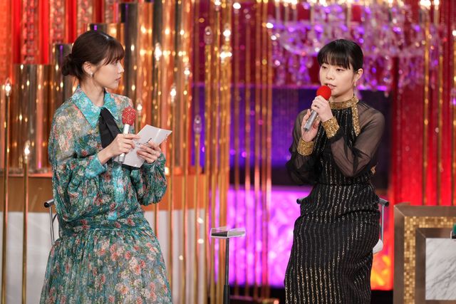 有村架純、安藤サクラ、永野芽郁ら女優陣のドレス姿が美しい！（41枚目）