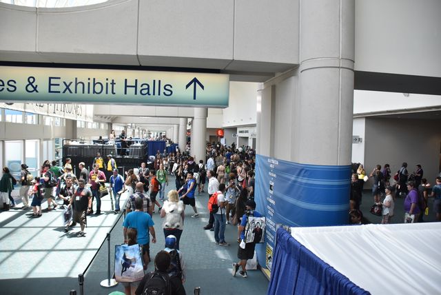 「進撃の巨人」にバットマンスーツ、豪華コスプレもたくさん！コミコン2015フォトギャラリー（10枚目）