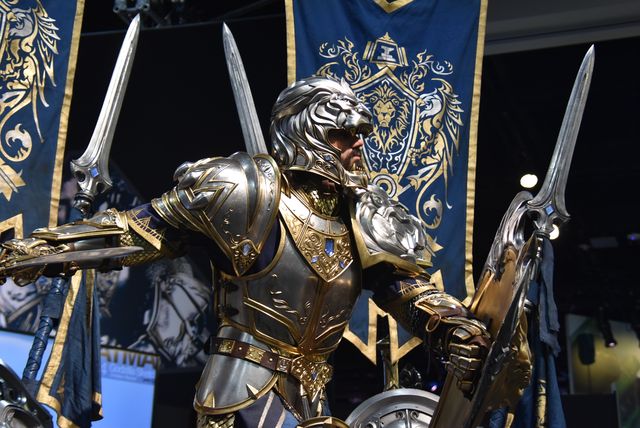 「進撃の巨人」にバットマンスーツ、豪華コスプレもたくさん！コミコン2015フォトギャラリー（12枚目）