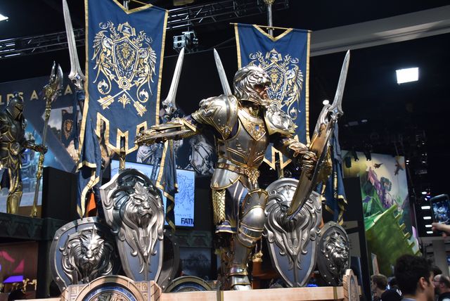 「進撃の巨人」にバットマンスーツ、豪華コスプレもたくさん！コミコン2015フォトギャラリー（13枚目）