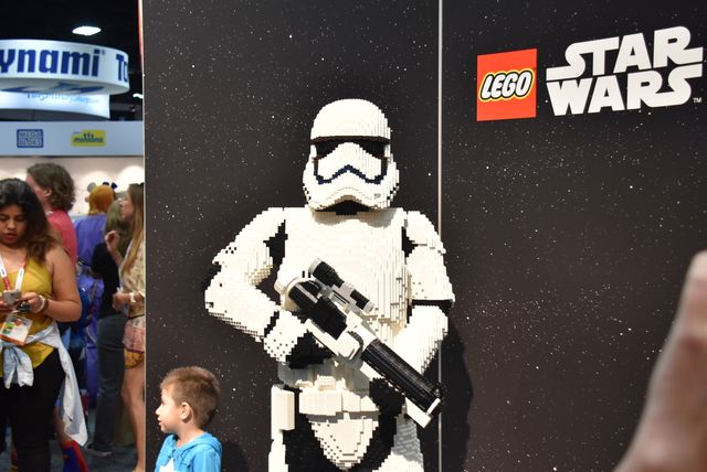 「進撃の巨人」にバットマンスーツ、豪華コスプレもたくさん！コミコン2015フォトギャラリー（21枚目）