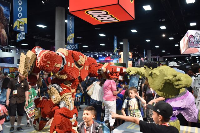 「進撃の巨人」にバットマンスーツ、豪華コスプレもたくさん！コミコン2015フォトギャラリー（25枚目）