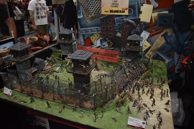 「進撃の巨人」にバットマンスーツ、豪華コスプレもたくさん！コミコン2015フォトギャラリー（27枚目）