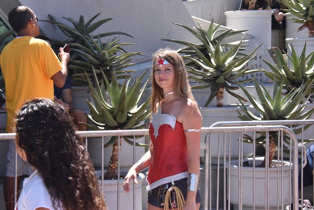 「進撃の巨人」にバットマンスーツ、豪華コスプレもたくさん！コミコン2015フォトギャラリー（32枚目）