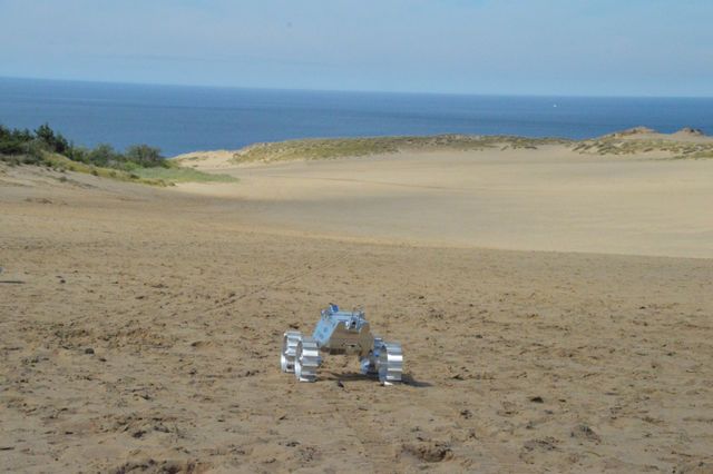 鳥取砂丘がまるでSF映画の舞台！「au × HAKUTO MOON CHALLENGE」フィールド試験フォトギャラリー（6枚目）