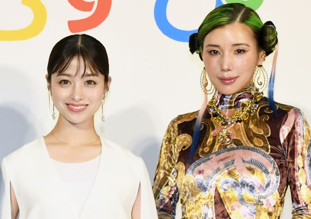 仲里依紗、ボディーラインくっきりのド派手ドレス姿！連続テレビ小説「おむすび」初週完成会見（14枚目）