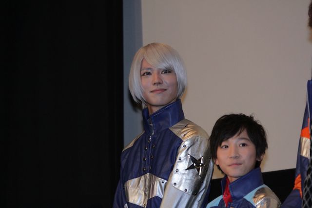 『宇宙戦隊キュウレンジャーVSスペース・スクワッド』完成披露舞台あいさつ（3枚目）