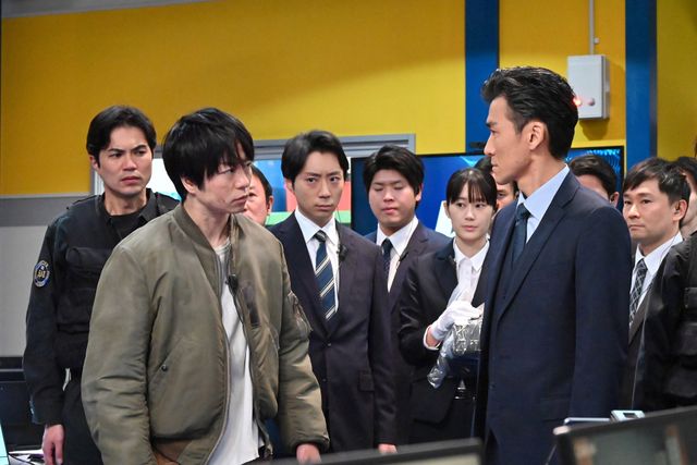「新空港占拠」獣メンバー全員がマスクを外す！第5話場面写真（ネタバレあり）（10枚目）