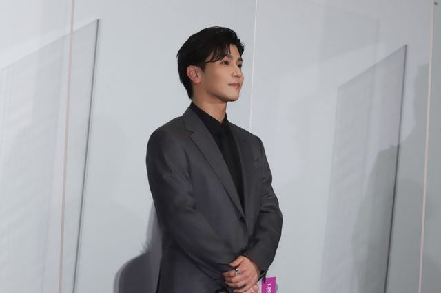 岩田剛典、新田真剣佑ら山田杏奈のバースデーをお祝い！（10枚目）