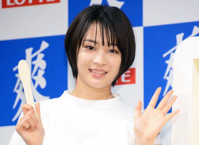 広瀬すず、もうすぐ二十歳　ロッテ「爽」新CM発表会（9枚目）