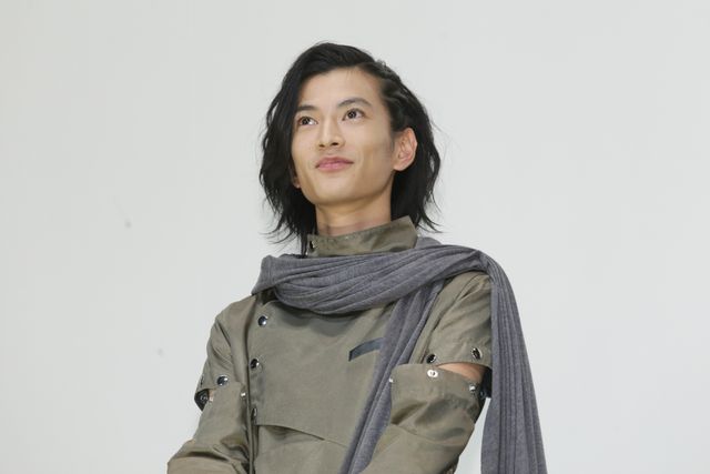 ISSA、変身ポーズを生披露！『劇場版　仮面ライダージオウ Over Quartzer』公開記念舞台あいさつ（6枚目）