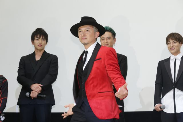 ISSA、変身ポーズを生披露！『劇場版　仮面ライダージオウ Over Quartzer』公開記念舞台あいさつ（18枚目）