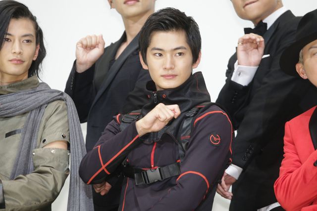 ISSA、変身ポーズを生披露！『劇場版　仮面ライダージオウ Over Quartzer』公開記念舞台あいさつ（21枚目）