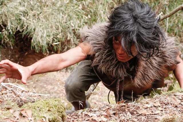 中村蒼“洞窟おじさん”壮絶過ぎるサバイバル模様……：フォトギャラリー