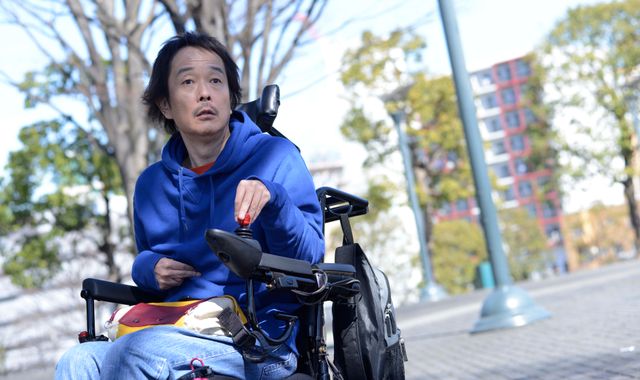 リリー・フランキー×清野菜名が体当たりで挑む！『パーフェクト・レボリューション』場面写真：フォトギャラリー