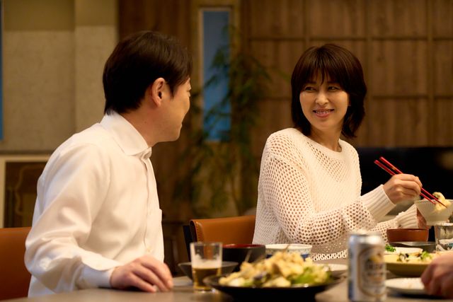 刑事役の杉野遥亮も話題！「しあわせな結婚」2話場面写真（10枚目）