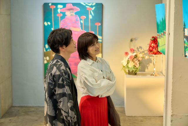 刑事役の杉野遥亮も話題！「しあわせな結婚」2話場面写真（17枚目）