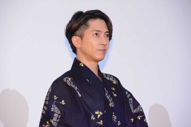 山下智久＆新木優子の美しい浴衣姿！短冊に願いを…『SEE HEAR LOVE』劇場公開初日舞台挨拶の様子（22枚目）