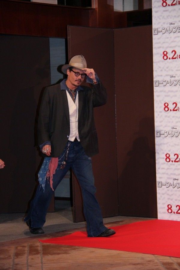 「27年間くらいホームレスみたいな格好」と本人が例えるジョニー・デップ写真ギャラリー