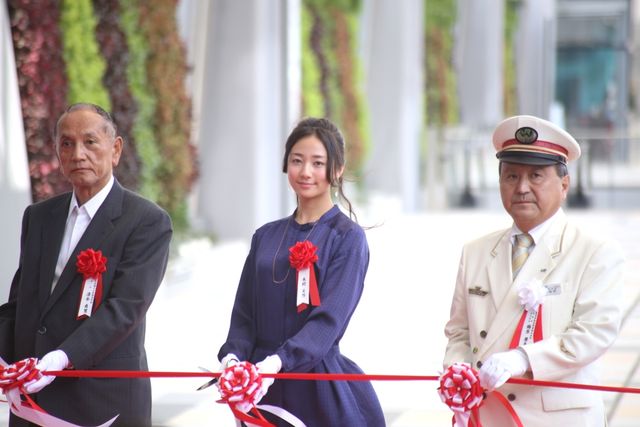 テープカットセレモニー　木村文乃フォトギャラリー（3枚目）