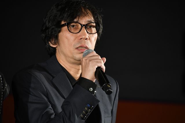 山崎賢人＆松岡茉優ら映画『劇場』完成を報告！（14枚目）