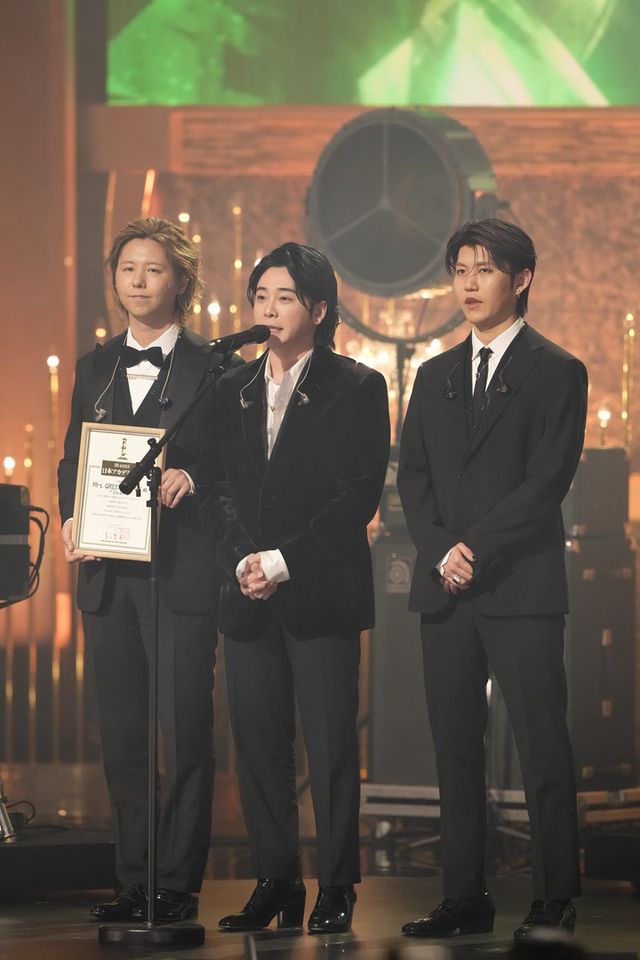 Mrs. GREEN APPLE「Dear」で主題歌賞初受賞！3人揃ってレッドカーペット闊歩（6枚目）