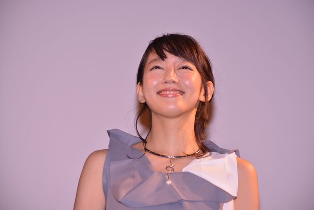 織田梨沙のスケてるドレスがセクシー！映画『STAR SAND －星砂物語－』初日舞台あいさつ（3枚目）