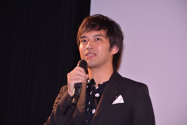 織田梨沙のスケてるドレスがセクシー！映画『STAR SAND －星砂物語－』初日舞台あいさつ（12枚目）