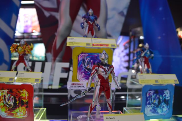 ウルトラマン　仮面ライダー　戦隊物 仮面ライダータイクーン meets 仮面ライダーシノビ』にZX・剣斬
