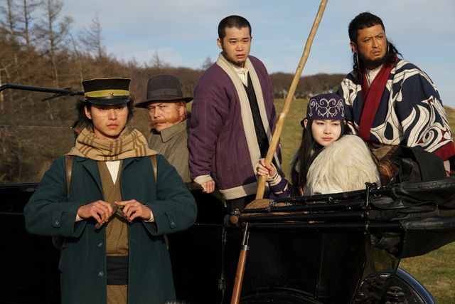 連続ドラマW「ゴールデンカムイ」第5話「恐怖の棲む家」（15枚）（15枚目）