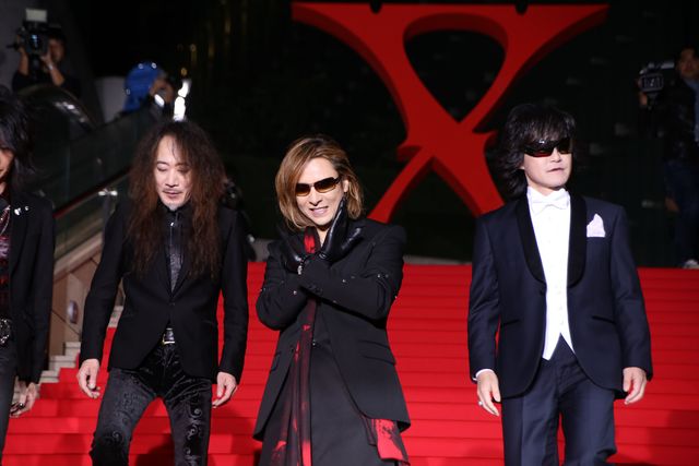 X JAPAN、ドキュメンタリー映画上映に登場！フォトギャラリー（2枚目）