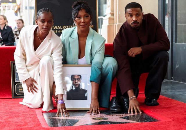 『ブラックパンサー』のレティーシャ・ライト、チャドウィックさんの妻シモーネ・レッドワード・ボーズマン、『ブラックパンサー』のマイケル・B・ジョーダン