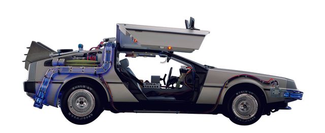 実際に乗ることはできないけど…欲しい！デロリアン1／8スケール【フォトギャラリー】（4枚目）