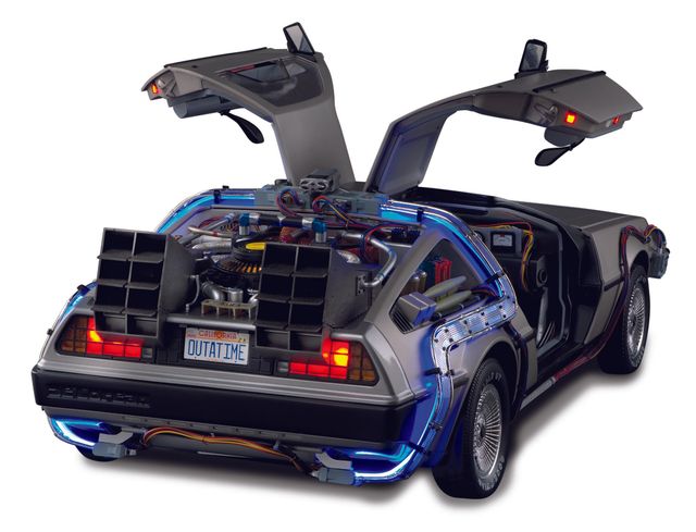 実際に乗ることはできないけど…欲しい！デロリアン1／8スケール【フォトギャラリー】（5枚目）