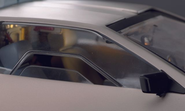 実際に乗ることはできないけど…欲しい！デロリアン1／8スケール【フォトギャラリー】（12枚目）