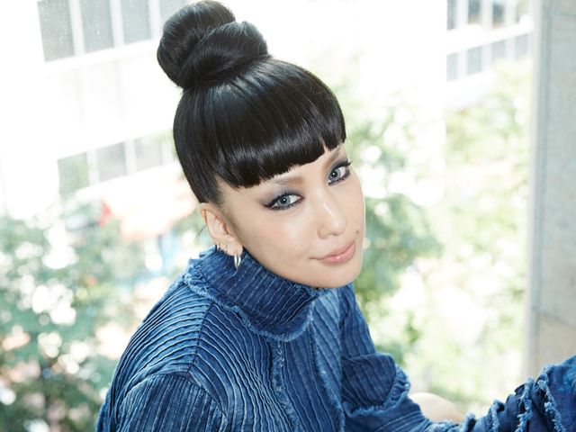 クールな表情からウフフ笑いまで【インタビューカット集】（6枚目）