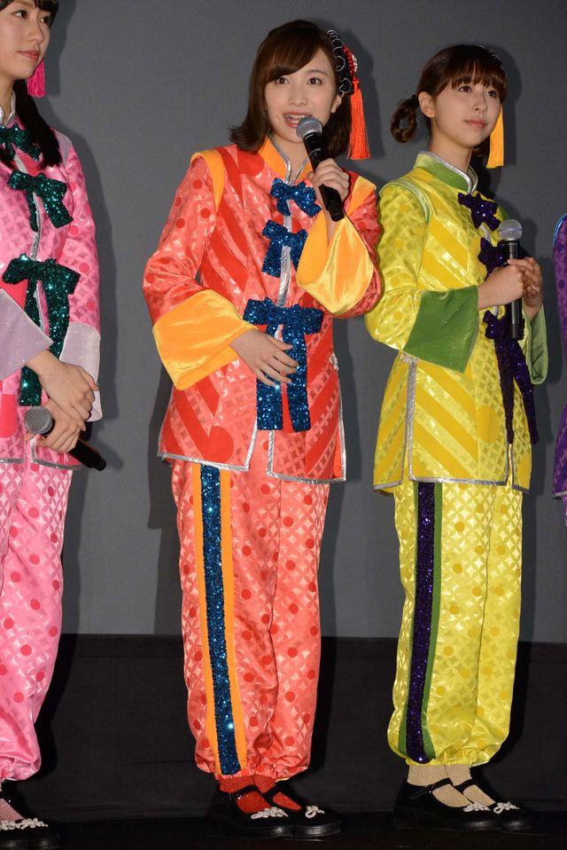 ももクロがハマっているもの！イラストで表現『映画クレヨンしんちゃん　爆盛！カンフーボーイズ　～拉麺大乱～』公開記念舞台あいさつ（10枚目）