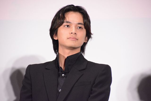 北村匠海、山田裕貴、吉沢亮ら黒スーツで登壇！『東京リベンジャーズ2 血のハロウィン編　－決戦－』公開記念舞台挨拶（4枚目）