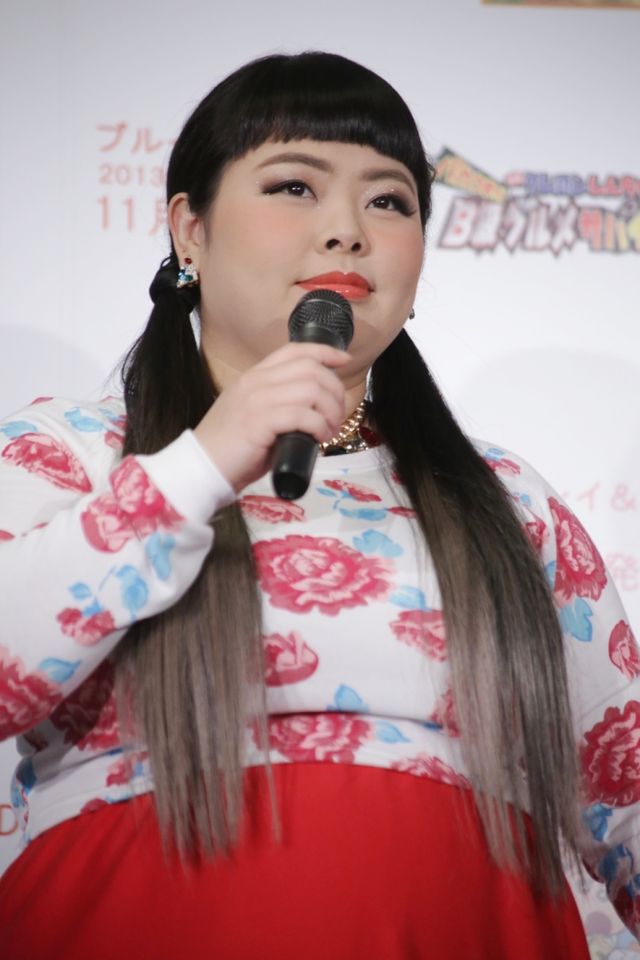 妙な踊り？渡辺直美フォトギャラリー：フォトギャラリー