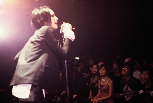 ブレイク前のスターも！中島美嘉、宮崎あおい、成宮寛貴、松山ケンイチら『NANA』場面写真（3枚目）