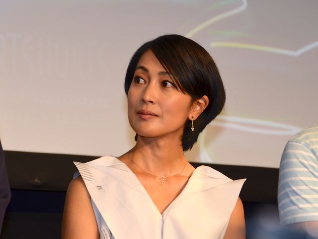 斎藤工、「貧乳クラブ」に興味津々…『家族ごっこ』プレミア先行上映イベントフォトギャラリー（3枚目）