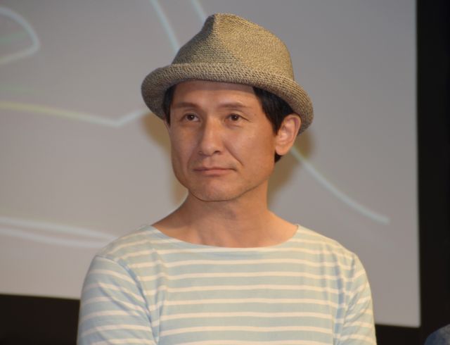 斎藤工、「貧乳クラブ」に興味津々…『家族ごっこ』プレミア先行上映イベントフォトギャラリー（6枚目）