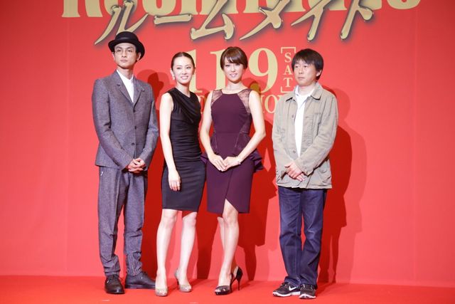 北川景子＆深田恭子、美の競演！映画『ルームメイト』完成披露会見（6枚目）