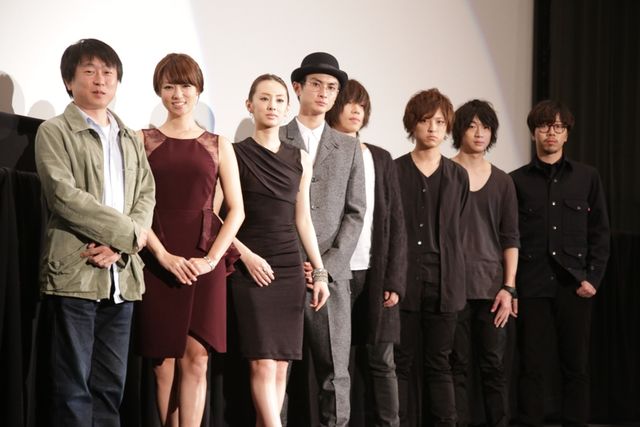 北川景子＆深田恭子、美の競演！映画『ルームメイト』完成披露会見（11枚目）