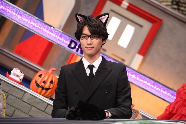 福士蒼汰のキュートなネコ耳姿（3枚目）